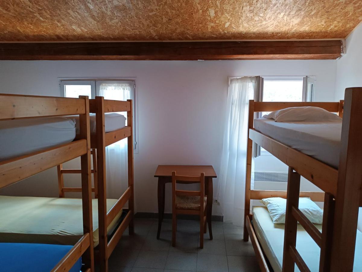 Auberge De Calendal Hotel Aiglun  Ngoại thất bức ảnh
