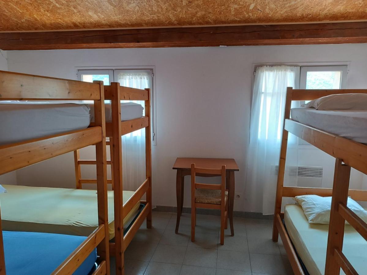 Auberge De Calendal Hotel Aiglun  Ngoại thất bức ảnh